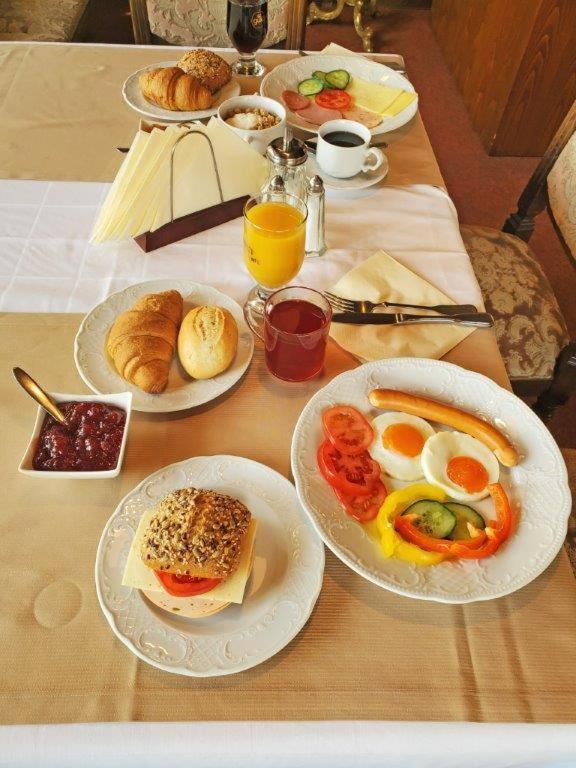 Landhotel Westerwaldgrill Höhn Eksteriør bilde