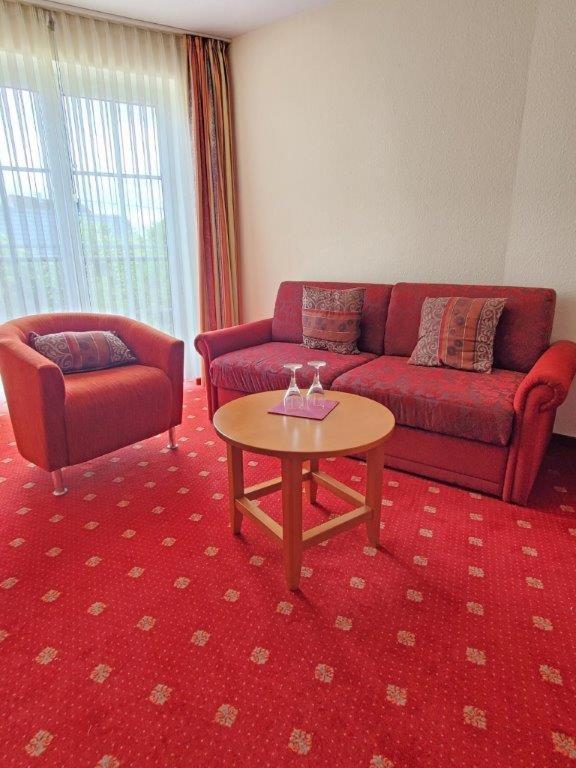 Landhotel Westerwaldgrill Höhn Eksteriør bilde